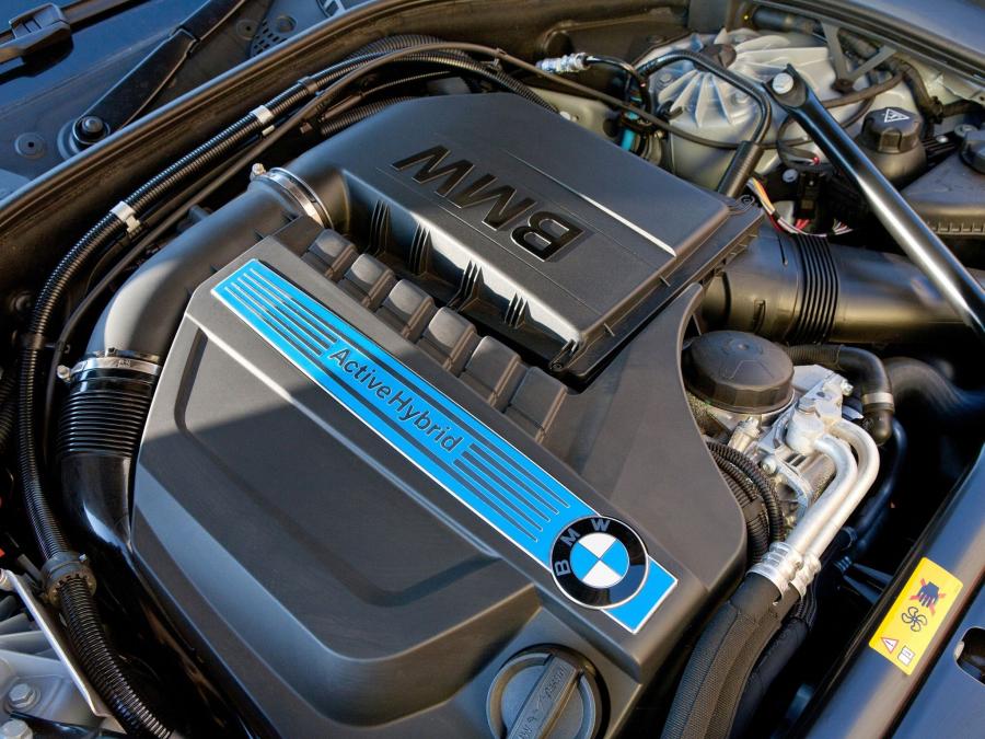  BMW ActiveHybrid 5 2012 года  (ZA) (фото 5 из 16)